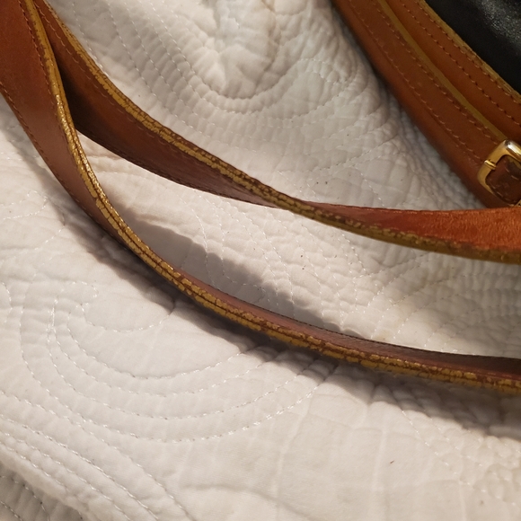 Valentina Bucket Handbag - Picture 6 of 8